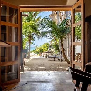 Отель La Del Sol Boutique Тулум