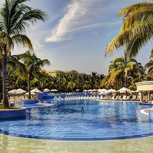 Курортный комплекс Pueblo Bonito Emerald Bay & Масатлан
